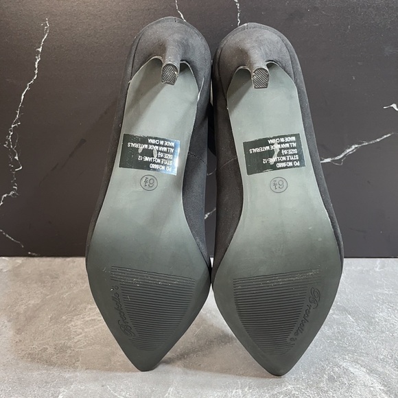 Breckelle’s Liane-12 Black Size 6.5m - Picture 8 of 10